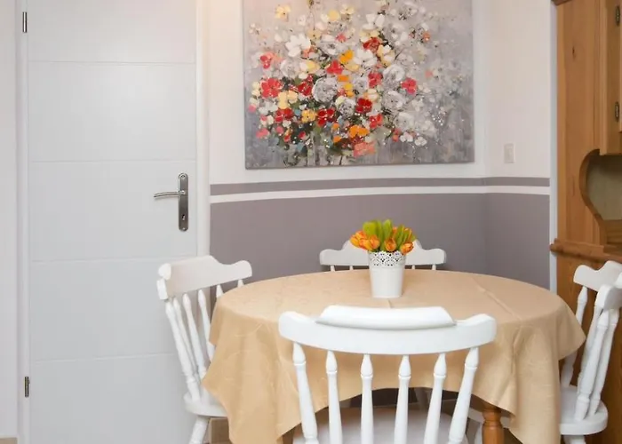 公寓 Mit Balkon Und Herrlichem Meerblick By Interhome 特罗吉尔