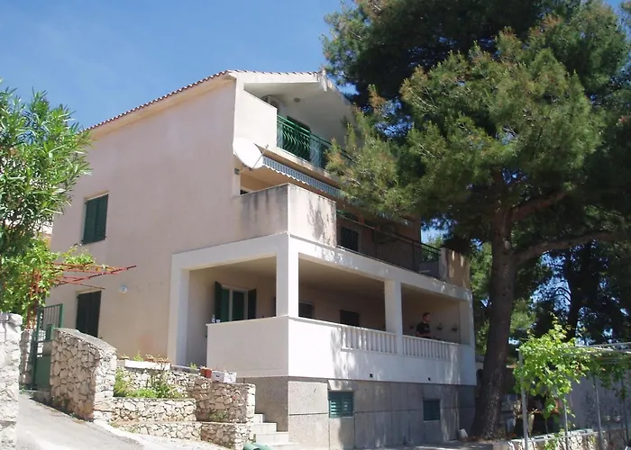 Mit Balkon Und Herrlichem Meerblick By Interhome Appartement Trogir